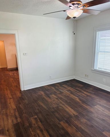 1505 Yupon Street, Baytown, TX 77520