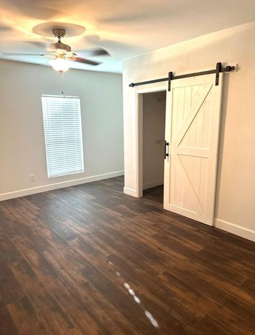 1505 Yupon Street, Baytown, TX 77520