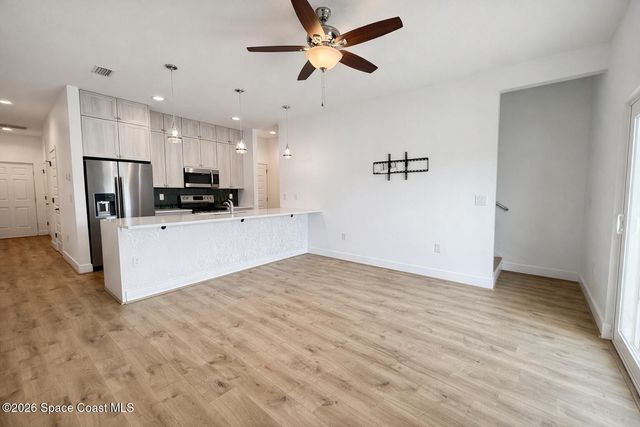 913 Paddleboard Court, Melbourne, FL 32935