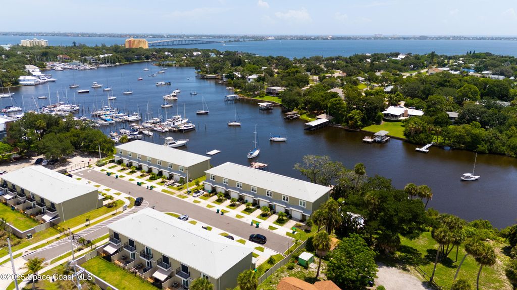 913 Paddleboard Court, Melbourne, FL 32935