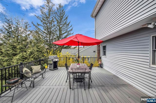 77 Mountain Avenue, Cedar Grove, NJ 07009