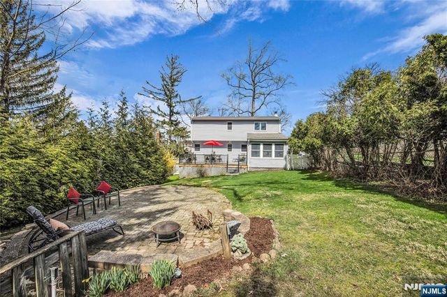 77 Mountain Avenue, Cedar Grove, NJ 07009