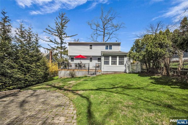 77 Mountain Avenue, Cedar Grove, NJ 07009