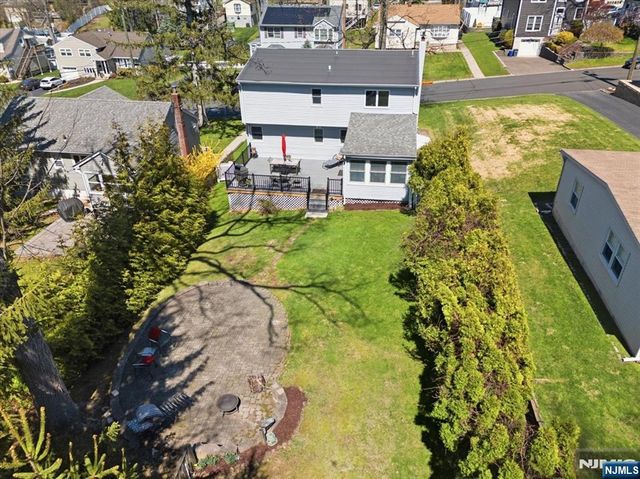 77 Mountain Avenue, Cedar Grove, NJ 07009