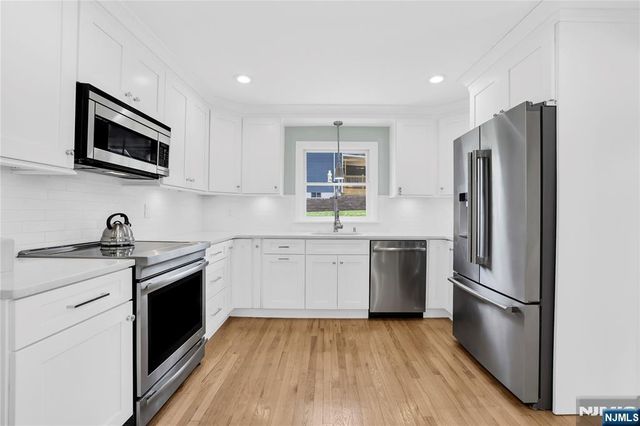 77 Mountain Avenue, Cedar Grove, NJ 07009
