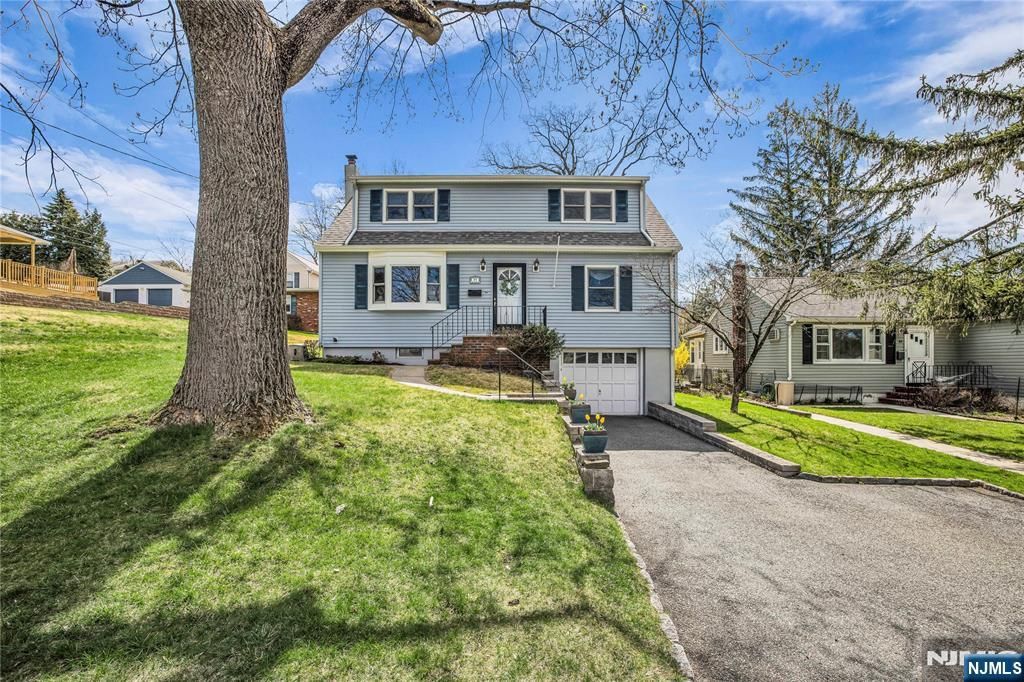 77 Mountain Avenue, Cedar Grove, NJ 07009