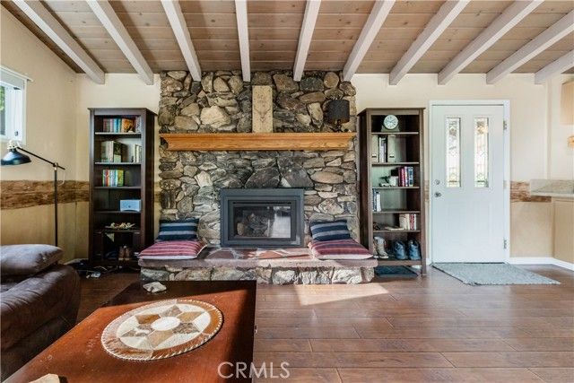 1145 Rivera Drive, Wrightwood, CA 92397