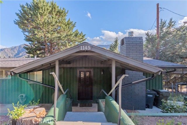 1145 Rivera Drive, Wrightwood, CA 92397