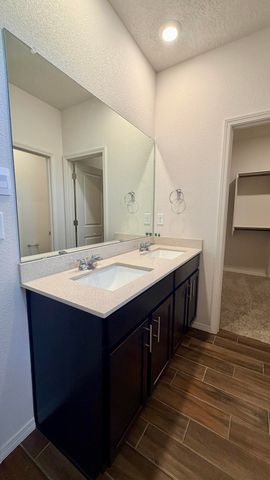 9321 Sidreaux Loop NW, Albuquerque, NM 87114