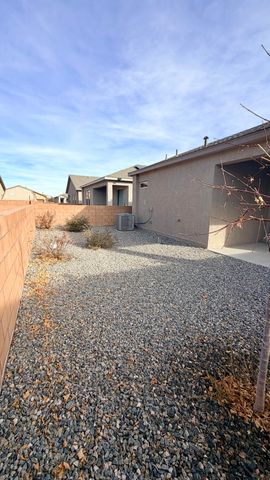 9321 Sidreaux Loop NW, Albuquerque, NM 87114
