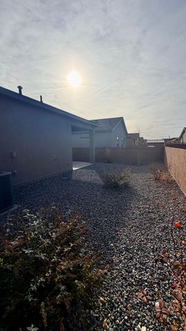 9321 Sidreaux Loop NW, Albuquerque, NM 87114