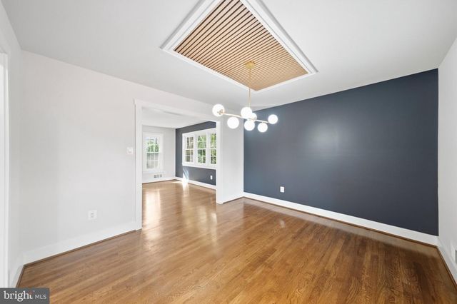 8017 LAKENHEATH, Potomac, MD 20854