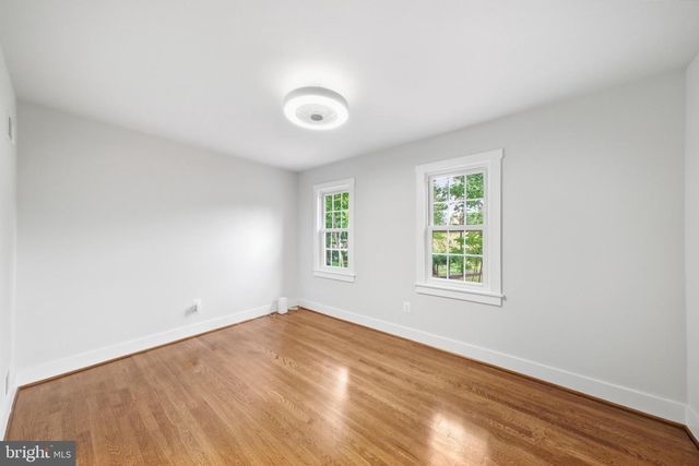 8017 LAKENHEATH, Potomac, MD 20854