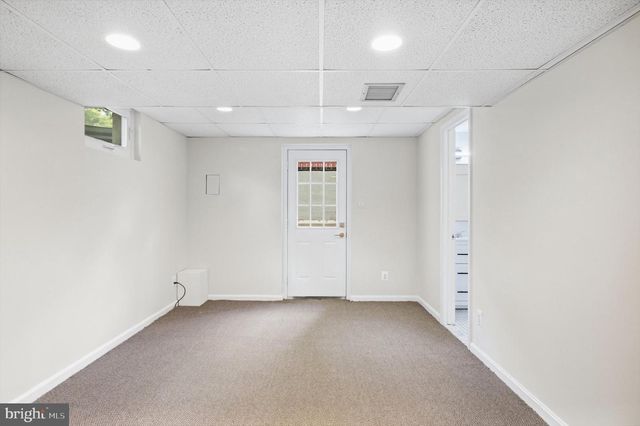 8017 LAKENHEATH, Potomac, MD 20854