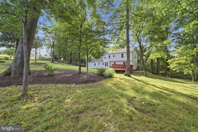 8017 LAKENHEATH, Potomac, MD 20854