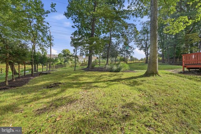 8017 LAKENHEATH, Potomac, MD 20854
