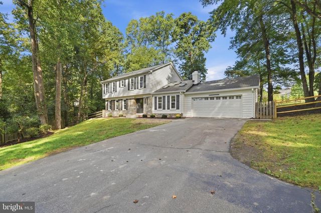 8017 LAKENHEATH, Potomac, MD 20854