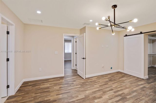 6701 SW 49th Ter, Miami, FL 33155