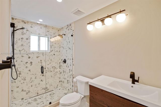 6701 SW 49th Ter, Miami, FL 33155