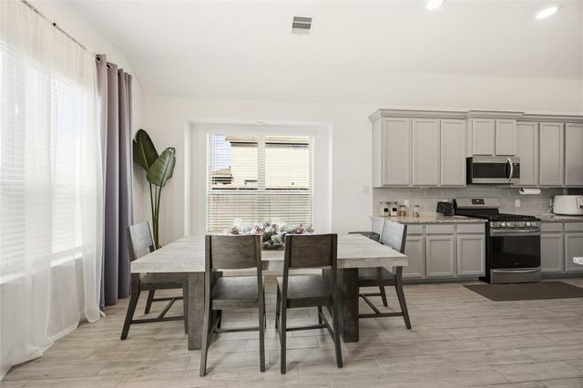 4238 Redford Valley Road, Rosharon, TX 77583