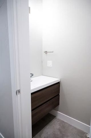 7045 S 300 E, Midvale, UT 84047