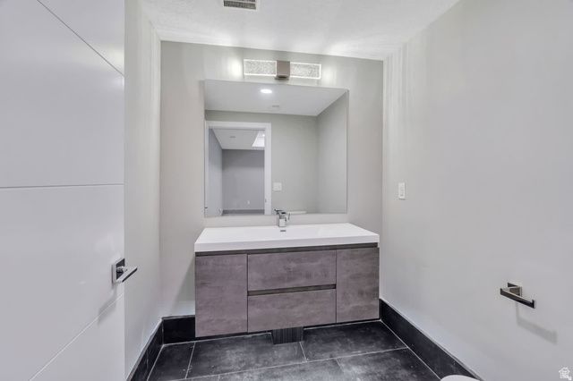 7045 S 300 E, Midvale, UT 84047