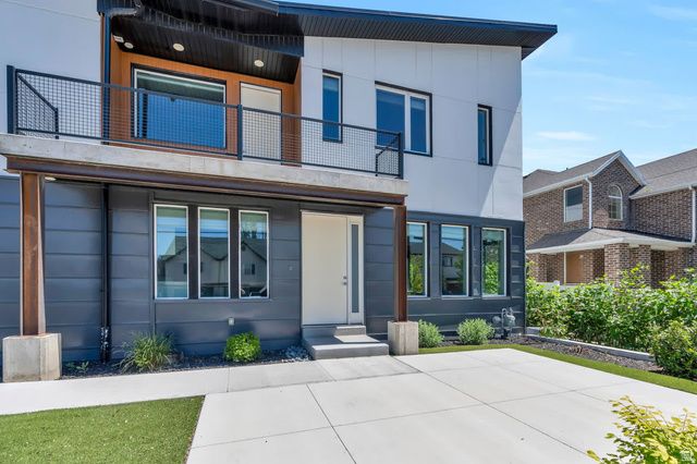 7045 S 300 E, Midvale, UT 84047