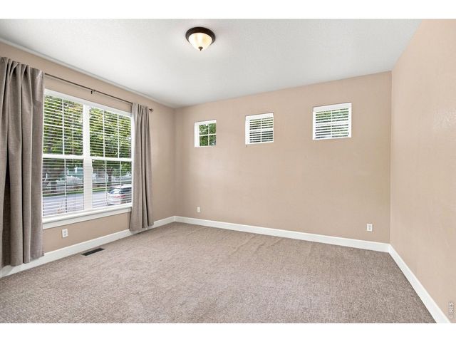 1938 Piney River Dr, Loveland, CO 80538