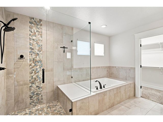 1938 Piney River Dr, Loveland, CO 80538
