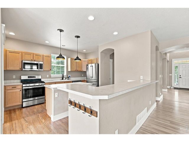 1938 Piney River Dr, Loveland, CO 80538