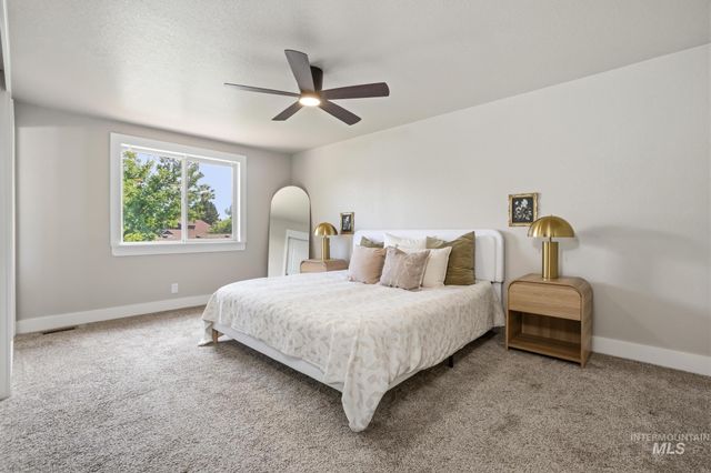 5125 W Redbridge Drive, Boise, ID 83703