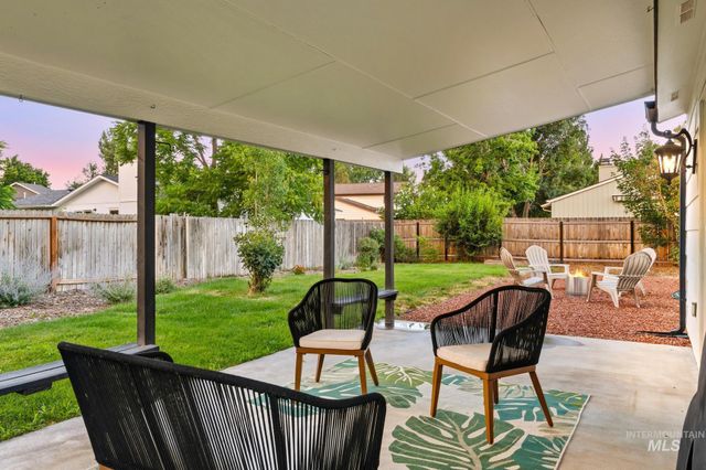 5125 W Redbridge Drive, Boise, ID 83703