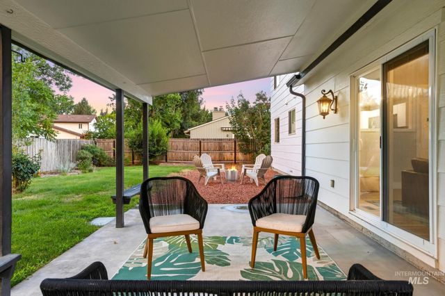 5125 W Redbridge Drive, Boise, ID 83703