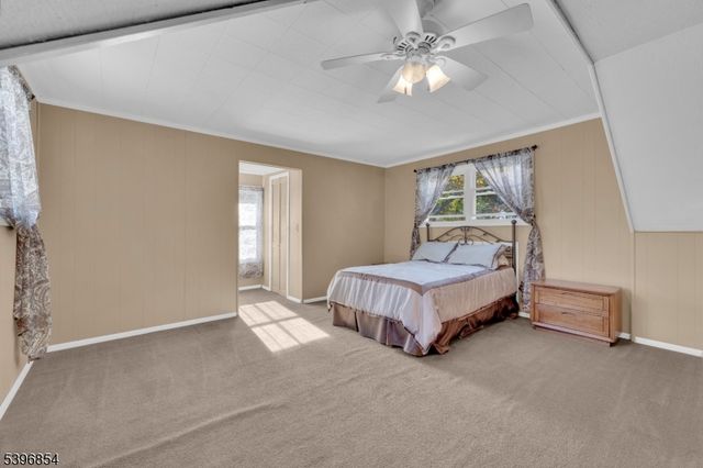 43 Dogwood Dr, Mount Olive Twp., NJ 07828