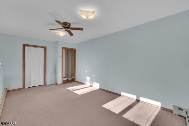 43 Dogwood Dr, Mount Olive Twp., NJ 07828