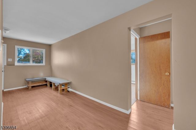 43 Dogwood Dr, Mount Olive Twp., NJ 07828