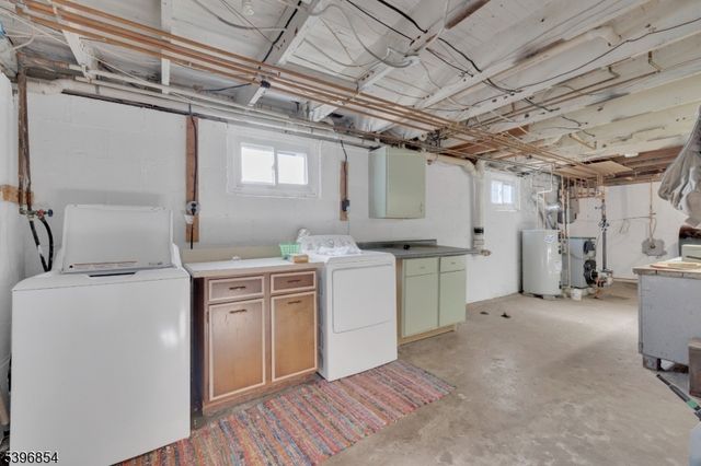 43 Dogwood Dr, Mount Olive Twp., NJ 07828