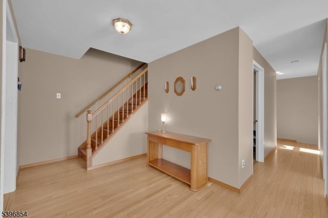 43 Dogwood Dr, Mount Olive Twp., NJ 07828