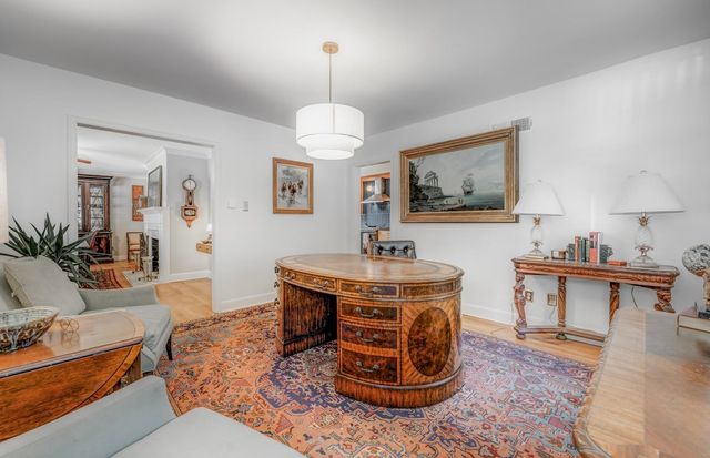 70 N HIGHLAND ST, Memphis, TN 38111