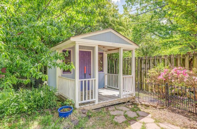 70 N HIGHLAND ST, Memphis, TN 38111