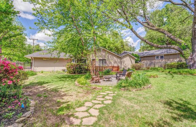 70 N HIGHLAND ST, Memphis, TN 38111