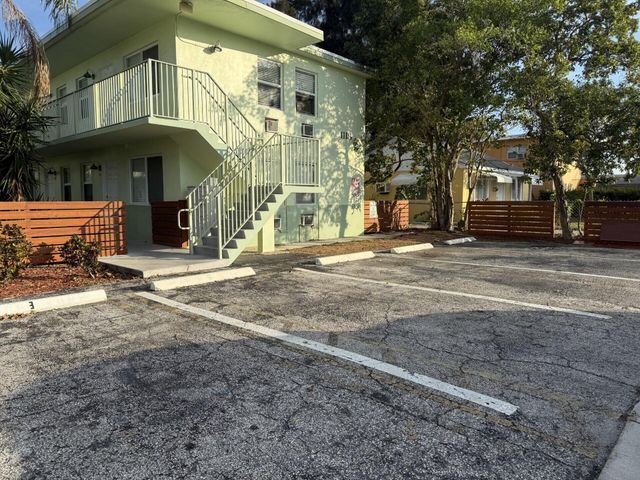 1118 N H Street 14, Lake Worth Beach, FL 33460