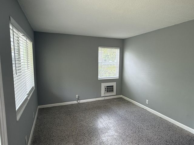 1118 N H Street 14, Lake Worth Beach, FL 33460