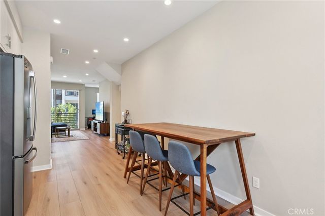 302 Placemark, Irvine, CA 92614