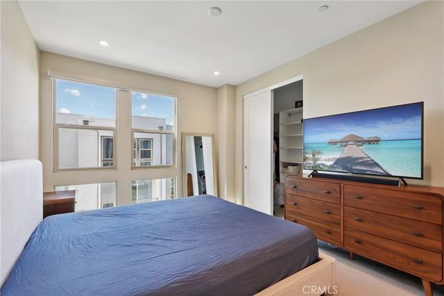 302 Placemark, Irvine, CA 92614