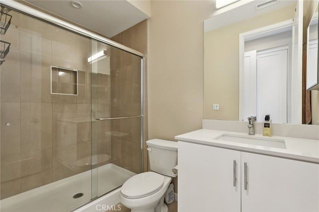302 Placemark, Irvine, CA 92614