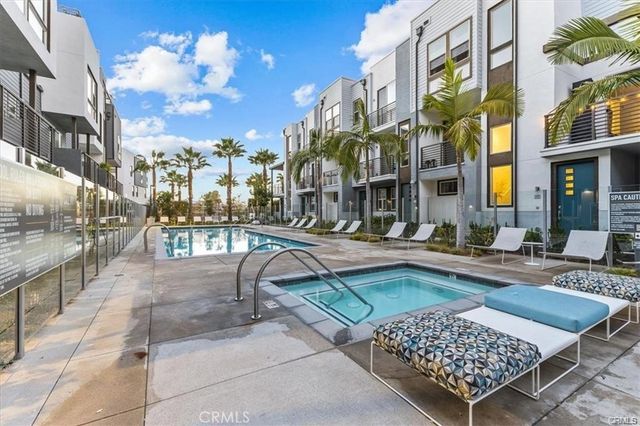 302 Placemark, Irvine, CA 92614