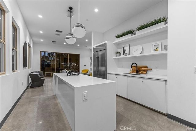302 Placemark, Irvine, CA 92614