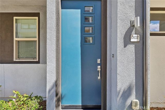 302 Placemark, Irvine, CA 92614