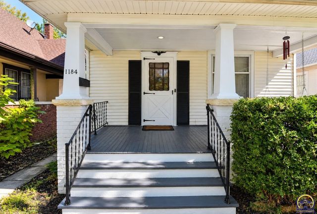 1184 SW Garfield AVE, Topeka, KS 66604